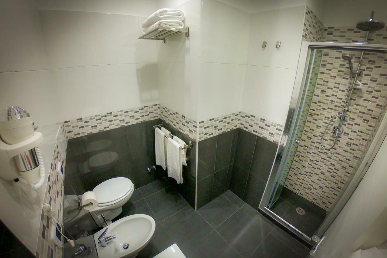 Soave Rooms Napoli Eksteriør bilde